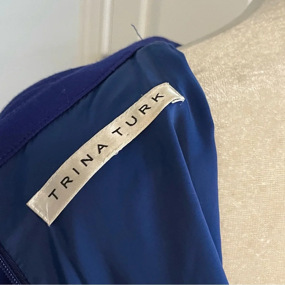 Trina Turk Blue Keyhole Neck Sheath Dress Size 6 - Picture 6 of 6